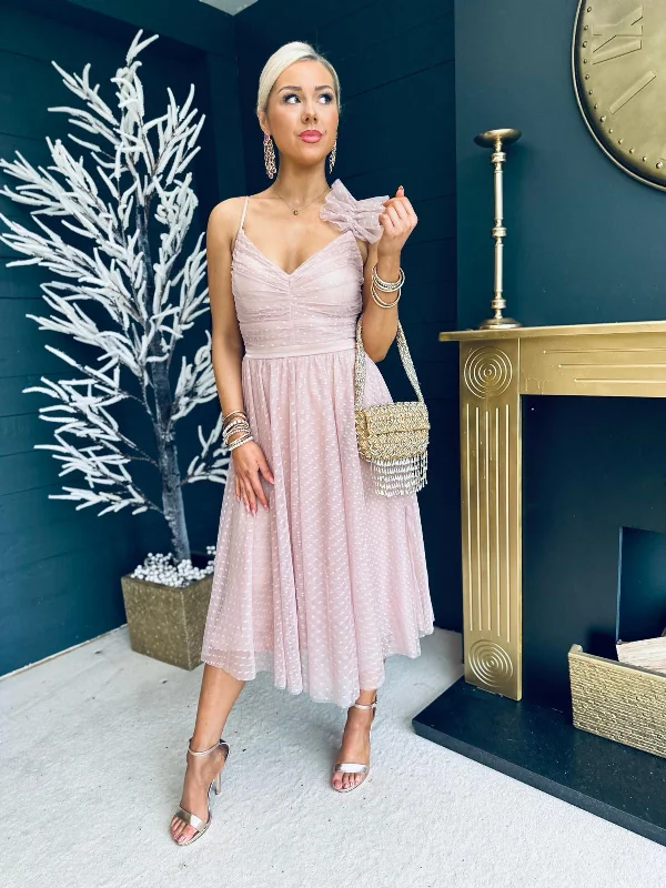 Avah Occasion Midi Dress Blush