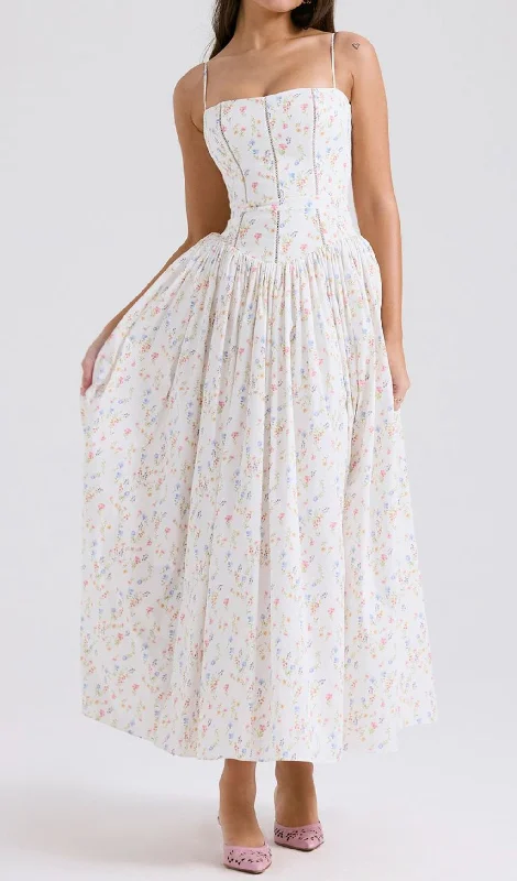 FLORAL MAXI DRESS IN WHITE