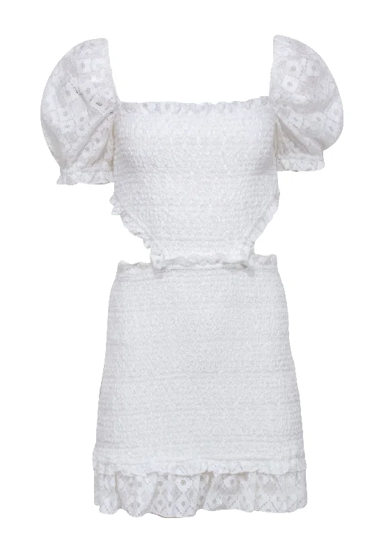 Lovers + Friends - White Smocked Mini Dress w/ Lace Puff Sleeves Sz M