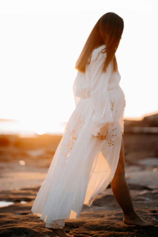 Chasing Unicorns Entering The Dreamland Kimono - Maternity Photoshoot Robe