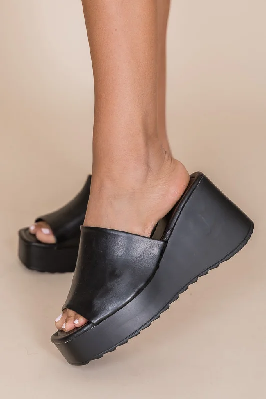 Jaclyn Black Chunky Heel FINAL SALE