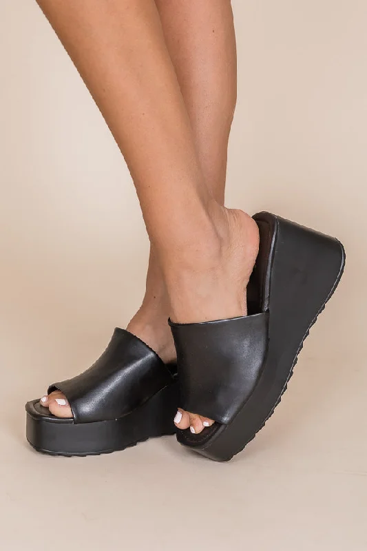 Jaclyn Black Chunky Heel FINAL SALE