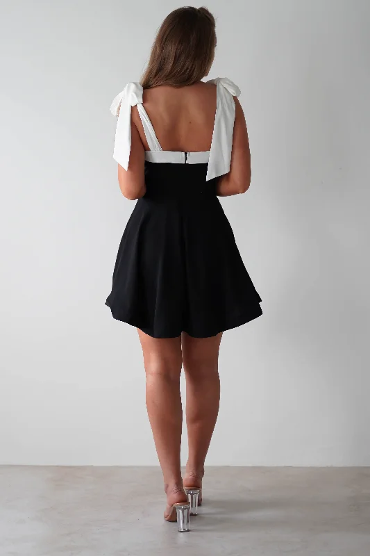 Madison Mini Dress | Monochrome